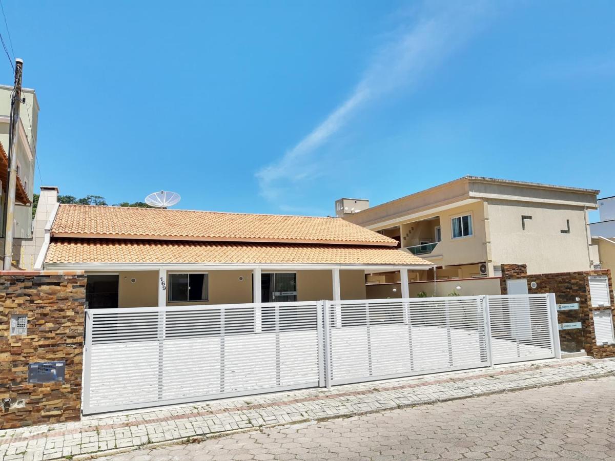 Residencial Flamini Apartment Bombinhas Exterior photo